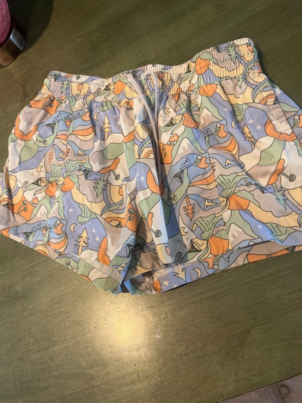 Columbia Mens Lightweight Outdoor Shorts With Vibrant Abstract Camping-Themed Pr